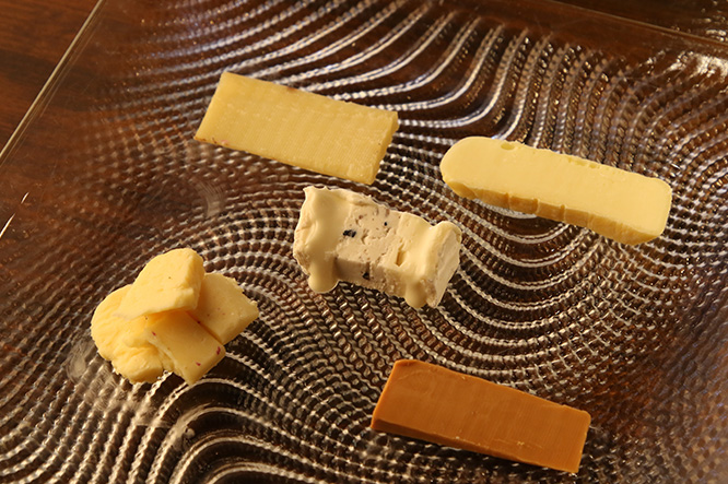 空輸チーズの盛り合わせ